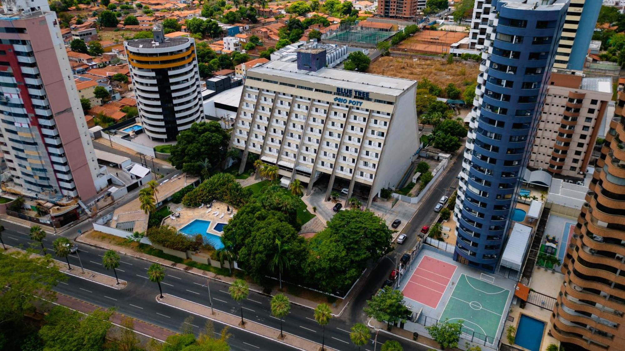 Отель Blue Tree Towers Rio Poty Терезина Экстерьер фото